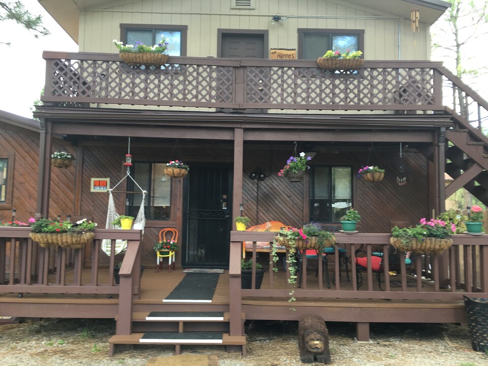 103 Raymond Buckner Dr, Unit Apt #1 in Ruidoso, NM - Building Photo