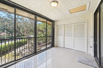 2613 Carambola Cir N in Coconut Creek, FL - Building Photo - Building Photo