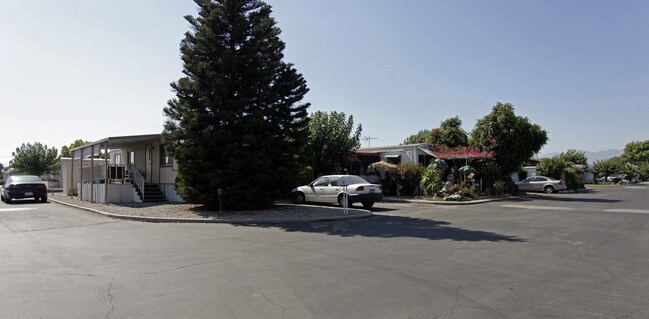 Parque Mobile Home Park in Rialto, CA - Building Photo - Building Photo