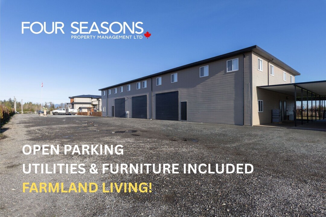 15836-15856 56 Ave in Surrey, BC - Building Photo