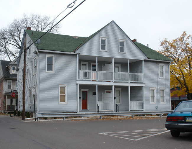 231 Jefferson St in Bloomsburg, PA - Building Photo - Building Photo