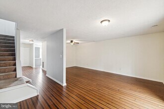 16250 Taconic Cir in Montclair, VA - Building Photo - Building Photo