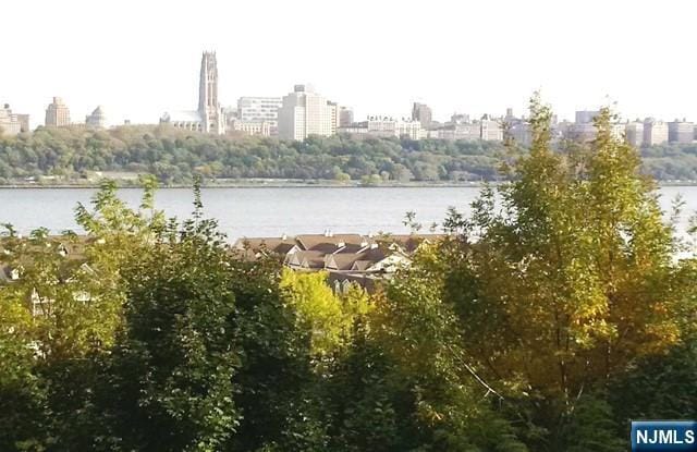 property at 3 Old Wood Rd