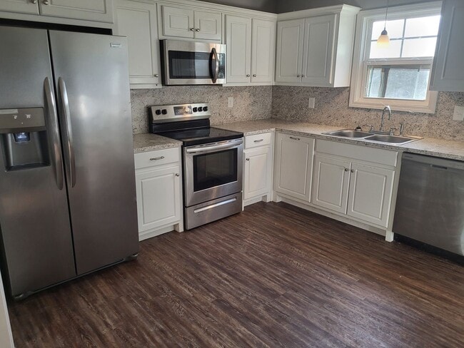 1940 Knowles Rd in Phenix City, AL - Building Photo - Building Photo