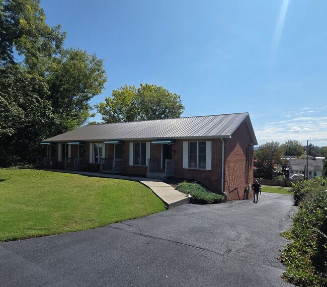 property at 112 E 9th Ave