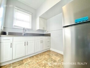 1133 Westmoreland Ave, Unit 2 in Los Angeles, CA - Foto de edificio - Building Photo