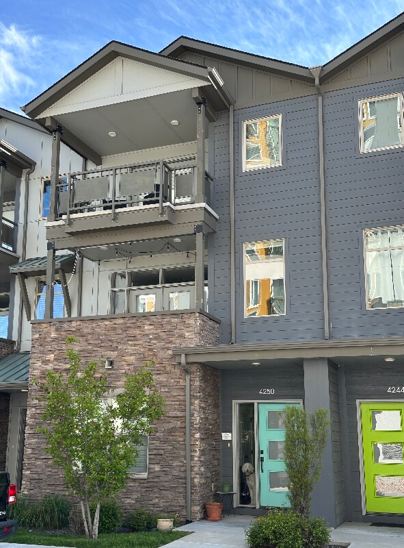 property at 4250 N Freeride Ln