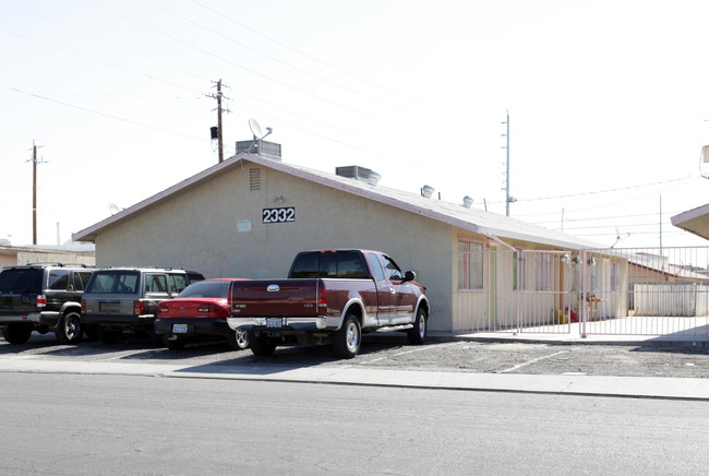 2328-2332 Statz St in North Las Vegas, NV - Building Photo - Building Photo