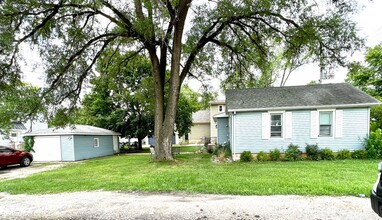 545 E Division St in Lockport, IL - Building Photo - Building Photo