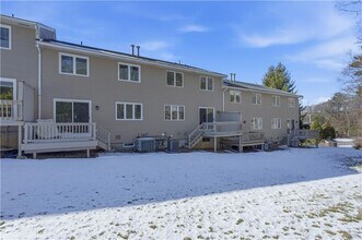 39 Waterview Dr in Smithfield, RI - Building Photo - Building Photo