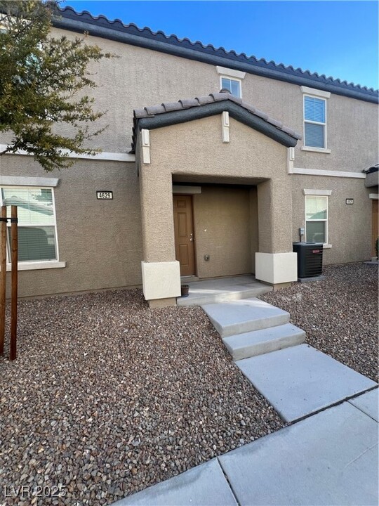 4629 Woolcomber St in Las Vegas, NV - Building Photo