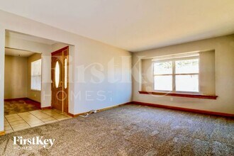 1407 Sandra Elaine Dr in St. Peters, MO - Building Photo - Building Photo