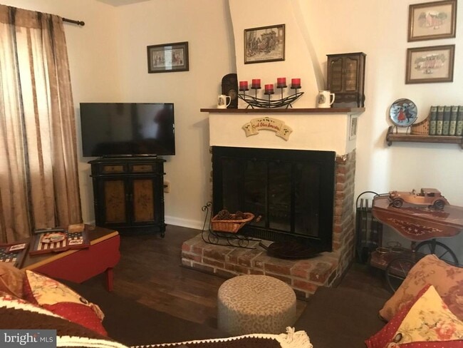 property at 760 S Sheridan St