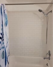 1302 Commons at Kingswood Dr in East Brunswick, NJ - Building Photo - Building Photo