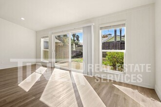 6612 Posten Way in Citrus Heights, CA - Building Photo - Building Photo