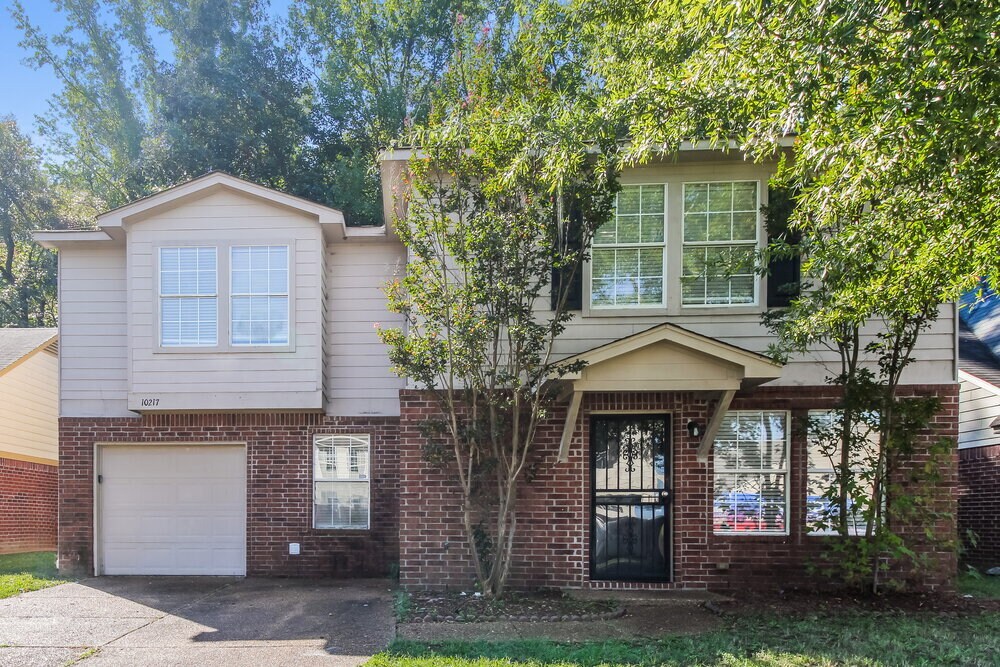 10217 Cottage Farms Dr in Memphis, TN - Building Photo