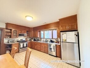 449 Broadway in Somerville, MA - Building Photo - Building Photo