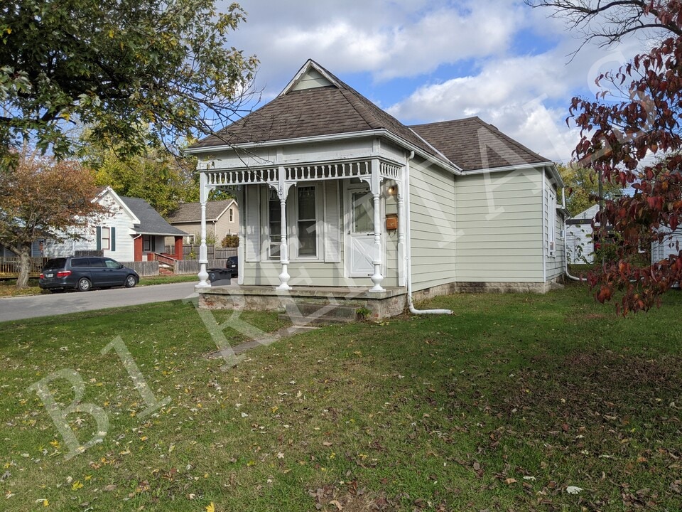 601 S Lynn St in Seymour, IN - Building Photo