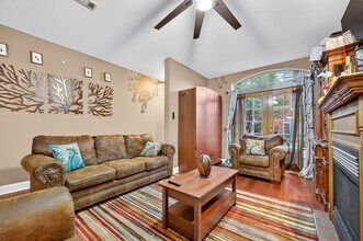 4443 Sansom St in Philadelphia, PA - Building Photo - Building Photo