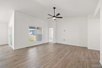 442 Sweetgrass Dr in Wentzville, MO - Building Photo - Building Photo