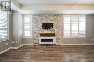 25 Heron Park Pl in Toronto, ON - Building Photo - Building Photo