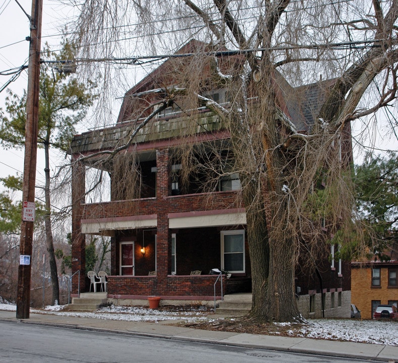 2538 Highland Ave in Cincinnati, OH - Building Photo