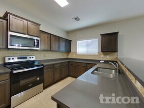 1795 Matthews Dr in San Tan Valley, AZ - Building Photo - Building Photo