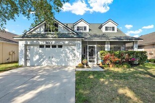 6526 Summer Cove Dr in Riverview, FL - Building Photo