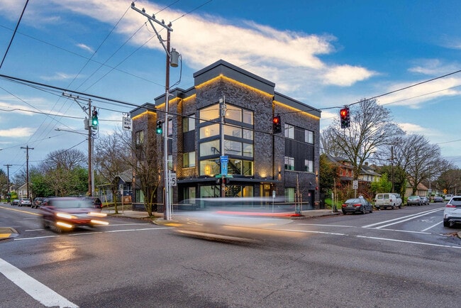 4980 N Vancouver Ave in Portland, OR - Building Photo - Building Photo