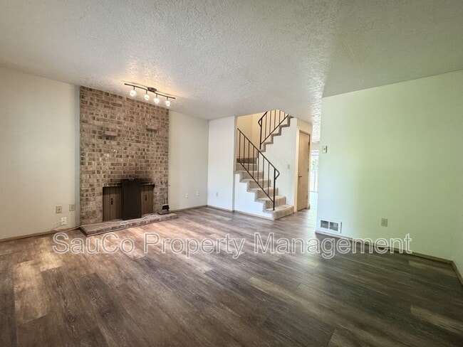 2738 SE 62nd Ave in Portland, OR - Building Photo - Building Photo