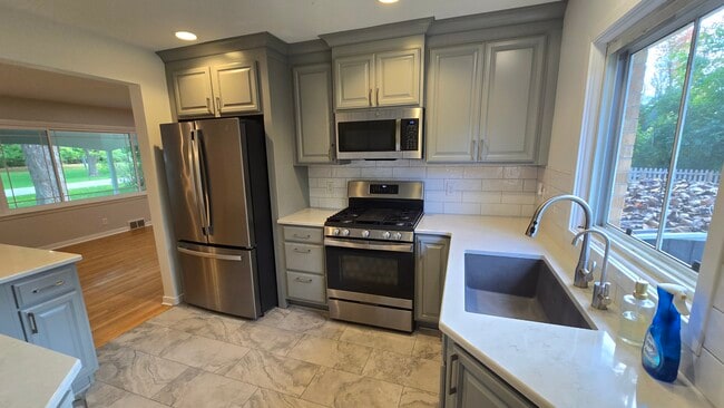 property at 675 Verdant Dr