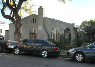 1120-1124 Mariposa Ave in Los Angeles, CA - Building Photo - Building Photo