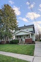 1907 Oakwood Ave in Toledo, OH - Building Photo