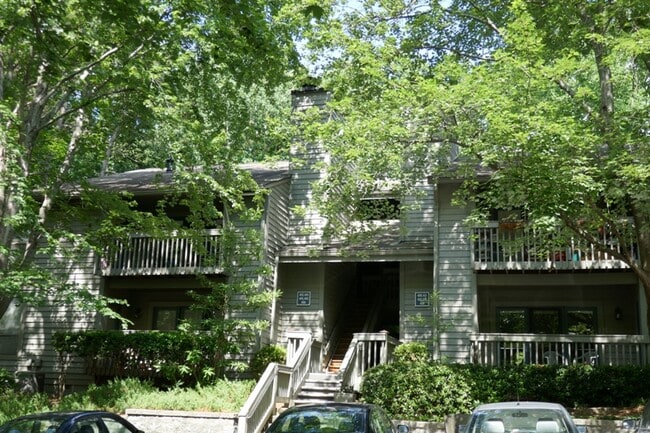 402 Tuxworth Cir, Unit 402 Tuxworth Circle in Decatur, GA - Building Photo - Building Photo