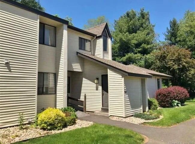 property at 66 Simsbury Lndg