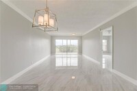 3200 N Palm Aire Dr in Pompano Beach, FL - Building Photo - Building Photo