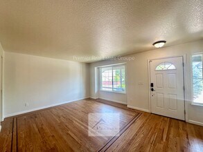 7190 Lone Eagle Ln in Colorado Springs, CO - Building Photo - Building Photo