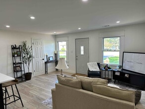 37648 N Lake Vista Terrace in Spring Grove, IL - Building Photo - Building Photo