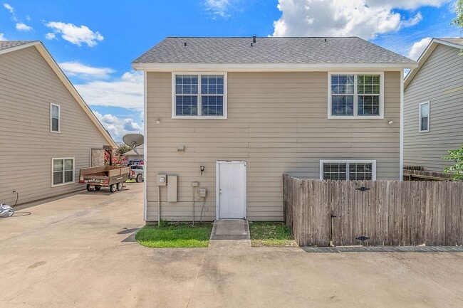 property at 6905 Appomattox Dr