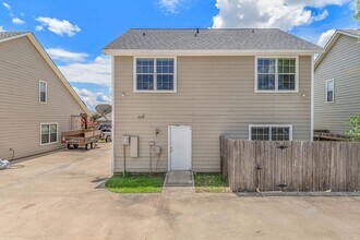 Available August 2026! 4 Bed, 3 Bath in Ho in College Station, TX - Building Photo - Building Photo