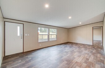 14342 Forest Cir in Montgomery, TX - Building Photo - Building Photo