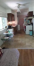 230 1st St-Unit -C in Rochester, MI - Building Photo - Building Photo