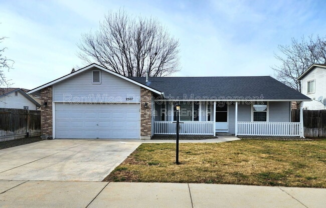 2507 N Laughridge Ave in Meridian, ID - Building Photo - Building Photo