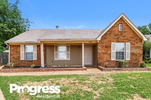 5898 Hickory Greene Cove