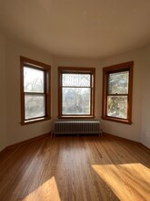 3713 N Kedvale Ave in Chicago, IL - Building Photo - Building Photo