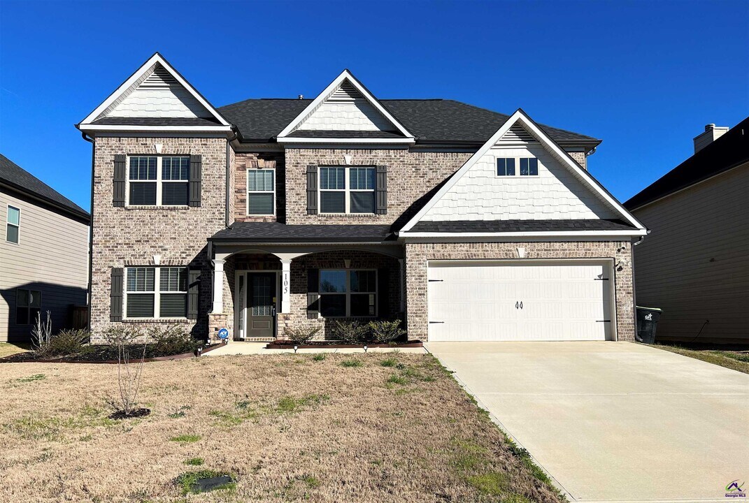 105 Lacey Oak Ln in Bonaire, GA - Building Photo