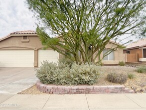 7746 E Dover St in Mesa, AZ - Foto de edificio - Building Photo