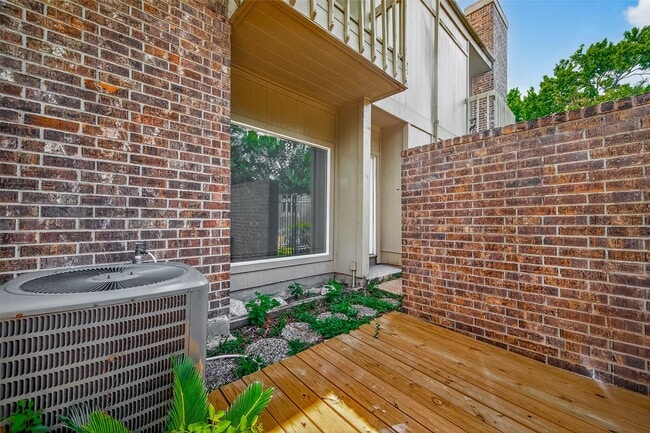 12691 Briar Patch Dr