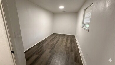 1340 NW 106th St in Oklahoma City, OK - Building Photo - Building Photo