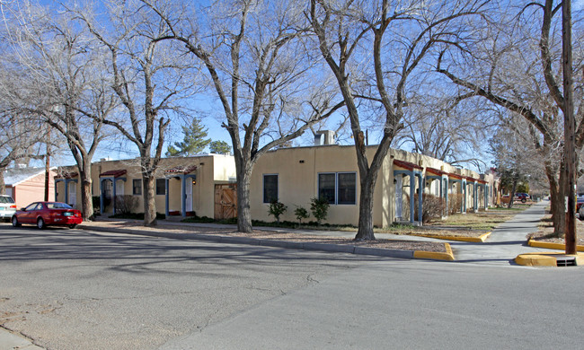 204-210 12th St SW in Albuquerque, NM - Building Photo - Building Photo